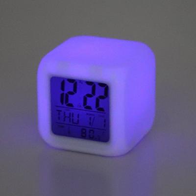 Relógio de Mesa Digital LED com Despertador Personalizado 2