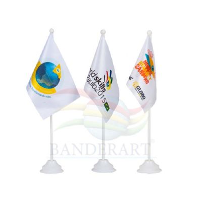 Bandeiras de mesa.