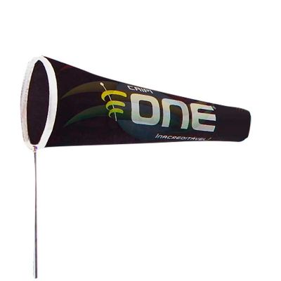 Birutas promocionais em tecido poliéster com gravação personalizada.