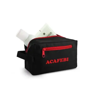 Necessaire para cosméticos com zíperes em vermelho